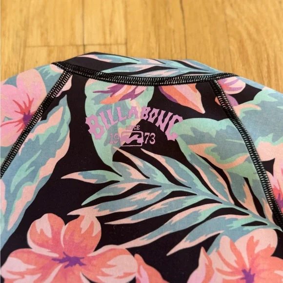 NEW NWT BILLABONG Womens Peeky Natural Upcycler Front Zip Wetsuit Jacket - Picture 10 of 10